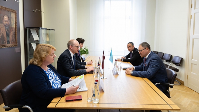 Latvijas un Kazahstānas delegāciju tikšanās