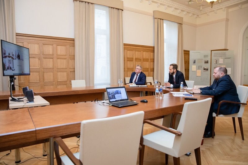 Latvia and Azerbaijan praise the positive dynamic of their bilateral relations during political consultations