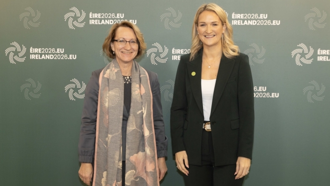 Dace Melbārde, Helēna Makentija