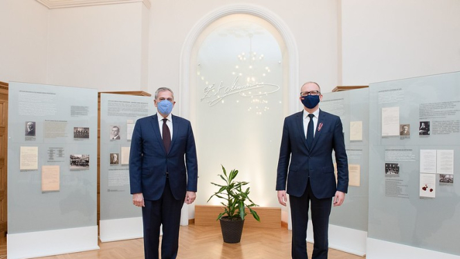 Valsts sekretārs akreditācijas vizītē pieņem jauno Grieķijas vēstnieku Latvijā