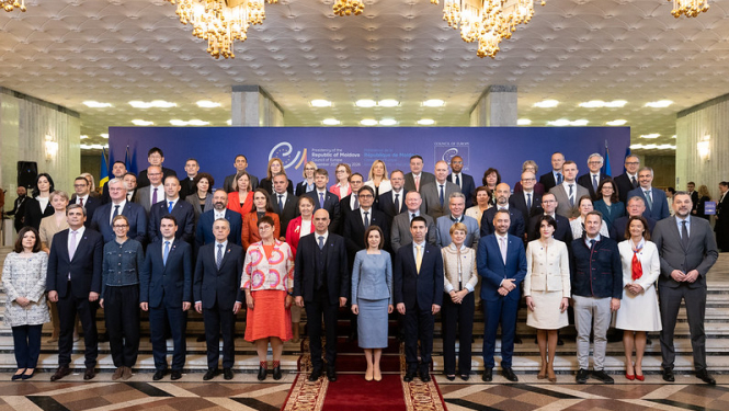 Eiropas Padomes dalībvalstu ministru sesijas dalībnieku kopbilde