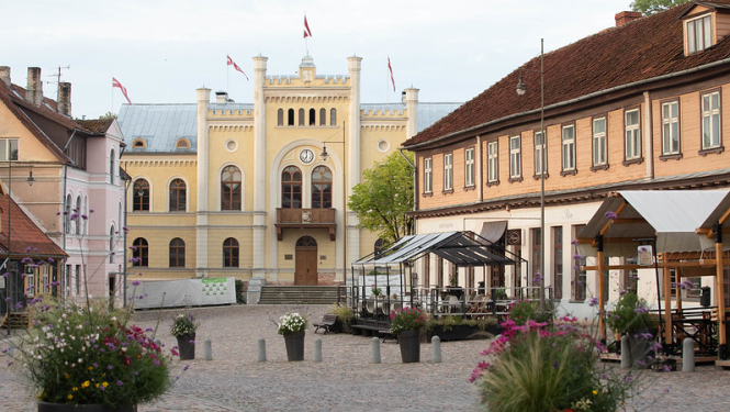 Kuldīgas rātslaukums