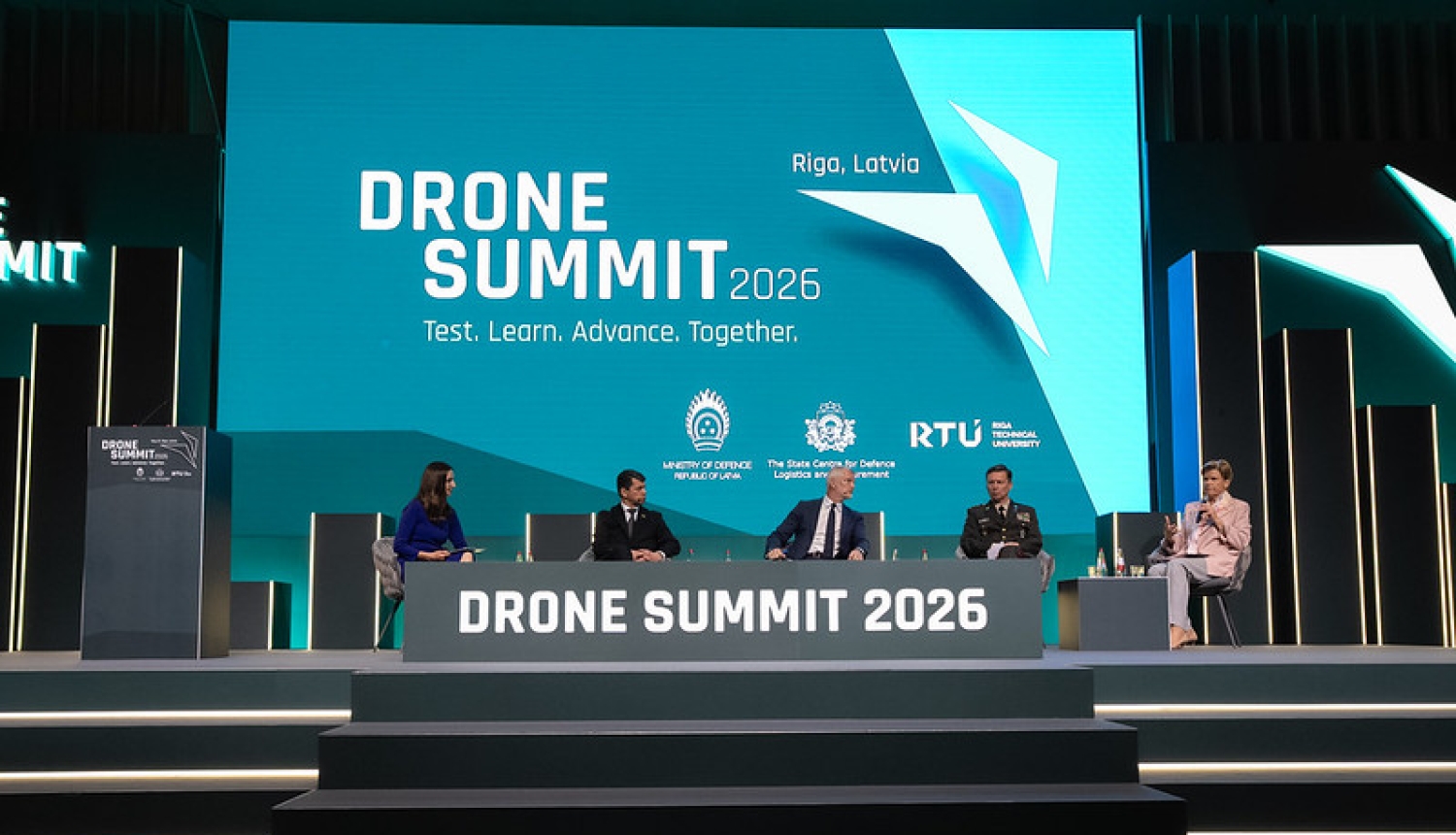 Ārlietu ministre Baiba Braže piedalās Dronu samitā 2026