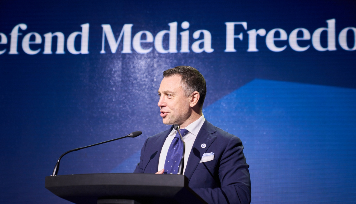 Ārlietu ministrijas īpašais pārstāvis digitālajos jautājumos: mediju brīvība nevar pastāvēt bez vārda brīvības tiešsaistē