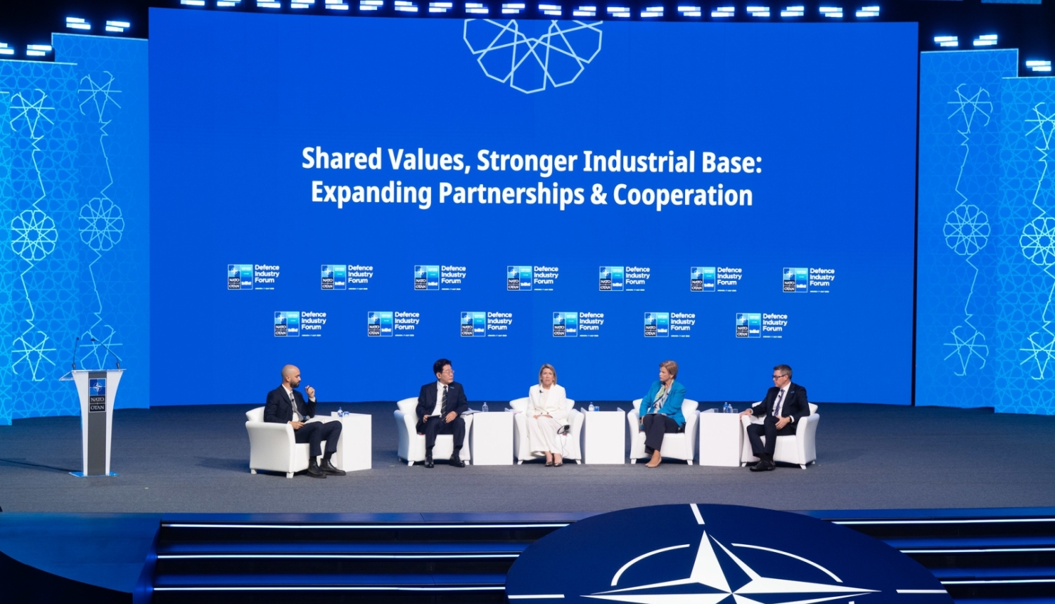 Baiba Braže uzstājas NATO samita Aizsardzības industrijas foruma diskusijā “Shared Values, Stronger Industrial Base: Expanding Partnerships and Cooperation”