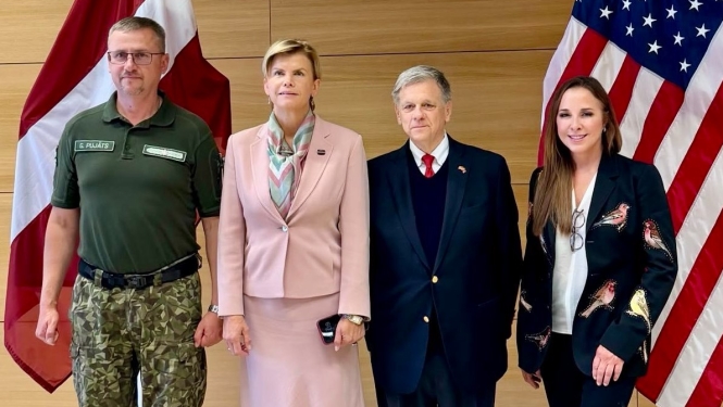 Baiba Braže un Džons Kouls