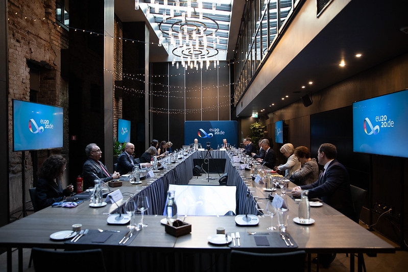 Foreign Minister Edgars Rinkēvičs discusses current issues of the European Union with the Ambassadors of EU Member States and candidate countries
