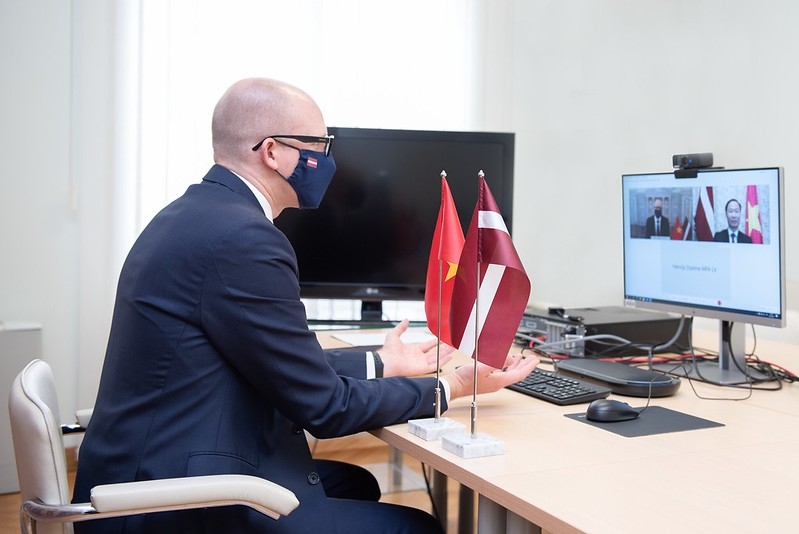 The Latvian Foreign Ministry’s State Secretary has a conversation with Vietnamese Ambassador Phan Dang Duong