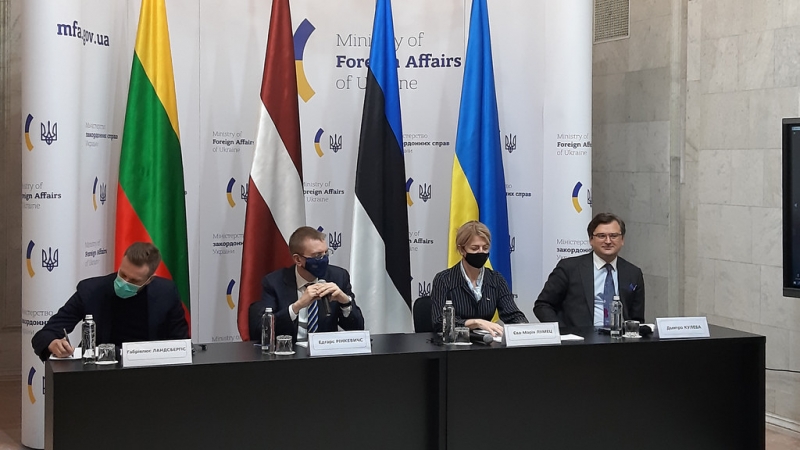 Baltijas valstu ārlietu ministri Kijevā apliecina solidaritāti ar Ukrainu un nosoda Krievijas spriedzes eskalāciju reģionā