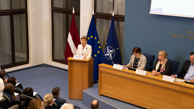 Baiba Braže uzrunā 18. ikgadējās Eiropas Savienības daudzvalodības jautājumiem veltītās konferences dalībniekus