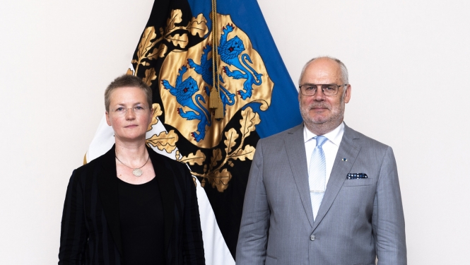 Igaunijas Valsts prezidents Alars Karis šodien akreditēja Latvijas vēstnieci Igaunijā Kristīni Našenieci. 