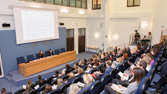 Ārlietu ministrijā informē par jaunumiem sankciju piemērošanā