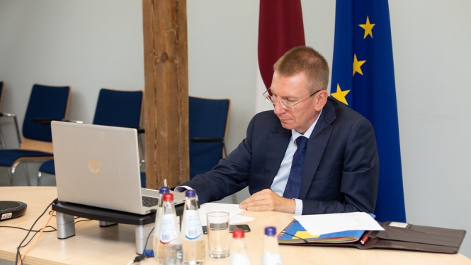 Edgars Rinkēvičs underlines the need for giving assistance to Belarusian civil society