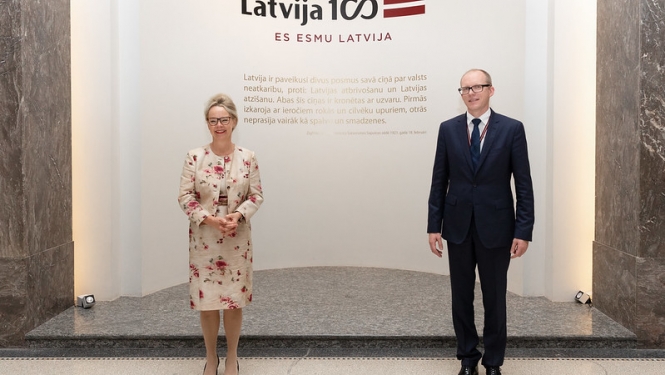 Valsts sekretārs Andris Pelšs akreditācijas vizītē pieņem jauno Zviedrijas vēstnieci