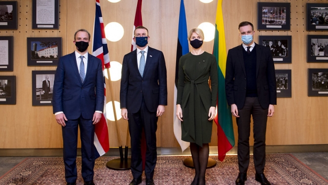 Baltijas valstu un Apvienotās Karalistes ārlietu ministri turpinās veiksmīgu sadarbību aktuālajos ārpolitikas jautājumos