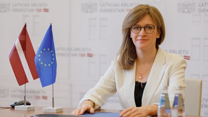 Zanda Kalniņa-Lukaševica apliecina Latvijas gatavību iesaistīties ES vakcīnu ražošanas kapacitātes celšanā