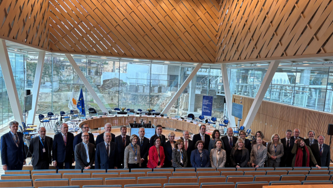 ES valstu neformālās sanāksmes dalībnieku kopbilde