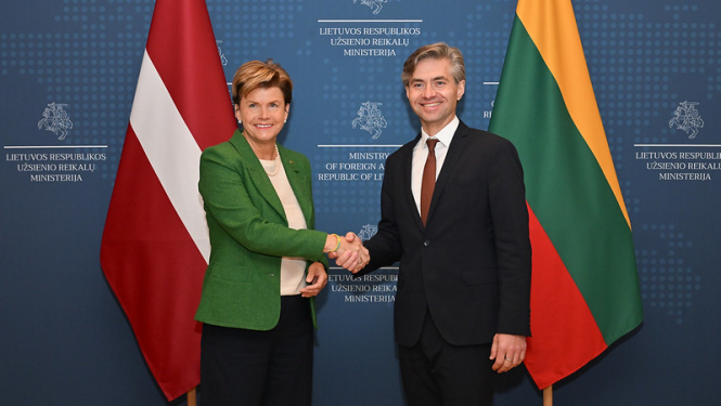 Ārlietu ministre Baiba Braže tiekas ar Lietuvas ārlietu ministru Ķēstuti Budri