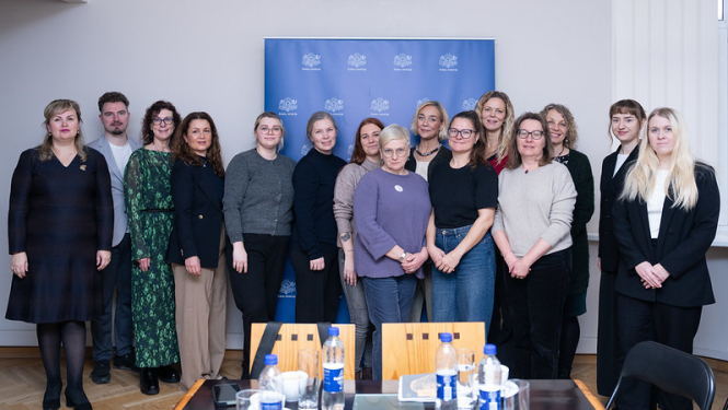 Projekta “Let’s Share Knowledge, Let’s Share Experience” (“Dalīsimies zināšanās un pieredzē!”) dalībnieku kopbilde