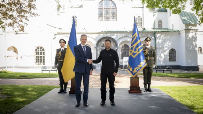 Vēstnieks Andrejs Pildegovičs iesniedz akreditācijas vēstuli Ukrainas prezidentam Volodimiram Zelenskim