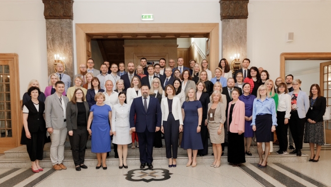 Ārlietu ministrijā uz mācībām pulcējas Latvijas konsulārās amatpersonas