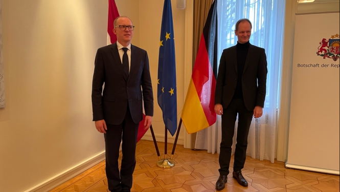 Ārlietu ministrijas valsts sekretārs A. Pelšs darba vizītē Berlīnē pārrunā drošības situāciju reģionā