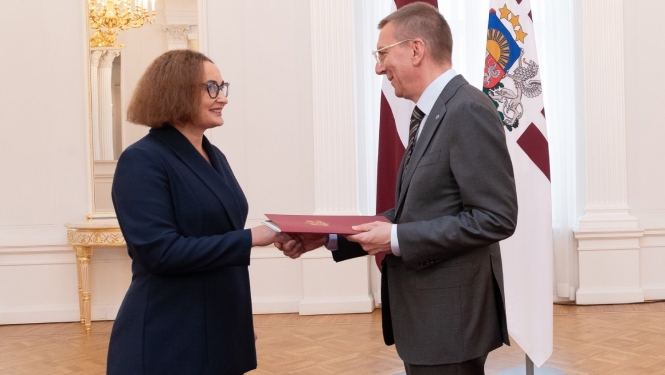 Akreditācijas vēstuli saņem Latvijas vēstniece Apvienotajos Arābu Emirātos Dana Goldfinča