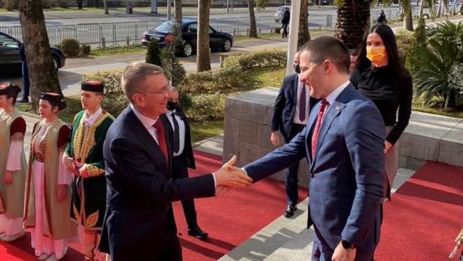 Edgars Rinkēvičs apmeklē Melnkalnes galvaspilsētu Podgoricu un vizītes laikā tiekas ar Melnkalnes augstākajām amatpersonām