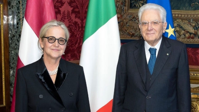 Elita Gavele un Sergio Mattarella