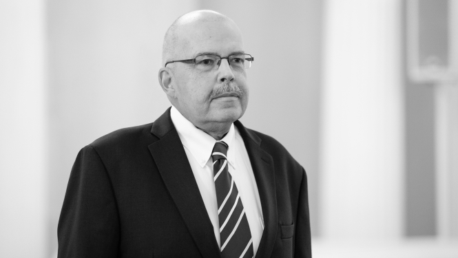 Mūžībā devies Latvijas vēstnieks Grieķijā Pēteris Kārlis Elferts