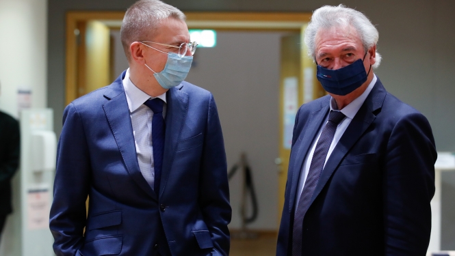 2021. gada 14. decembrī Briselē ārlietu ministrs Edgars Rinkēvičs piedalījās Eiropas Savienības (ES) Vispārējo lietu padomes sēdē, kuras laikā apsprieda jautājumu par ES paplašināšanos, stabilizācijas un asociācijas procesu, šā gada 16.–17. decembra Eiropadomes sanāksmes sagatavošanu, kā arī jautājumus, kas saistīti ar Konferenci par Eiropas nākotni.  Sanāksmē Slovēnijas prezidentūras sniedza informāciju par Eiropas nākotnes konferences norisi. E. Rinkēvičs pauda nostāju, ka tiek sagaidītas savlaicīgas un c