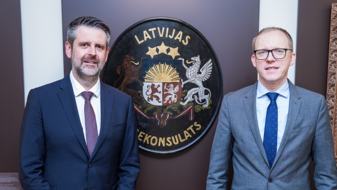 Latvija un Islande pārrunā starptautiskās un drošības politikas aktualitātes