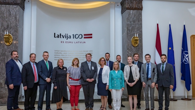 Latviju apmeklē ASV Kongresa padomnieku delegācija