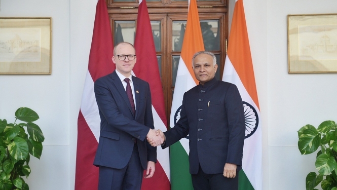 Valsts sekretārs Andris Pelšs darba vizītē Indijā piedalās politiskajās konsultācijās