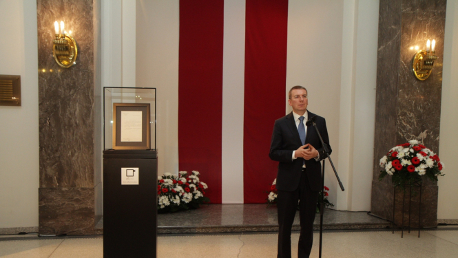 Ārlietu ministrijā atzīmē Latvijas Republikas starptautiskās atzīšanas de iure 95. gadadienu