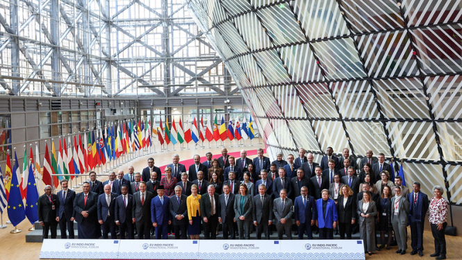 4. Eiropas Savienības–Indijas un Klusā okeāna ministru foruma dalībnieku koipbilde