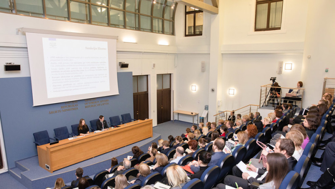 Ārlietu ministrijā informē par jaunumiem sankciju piemērošanā