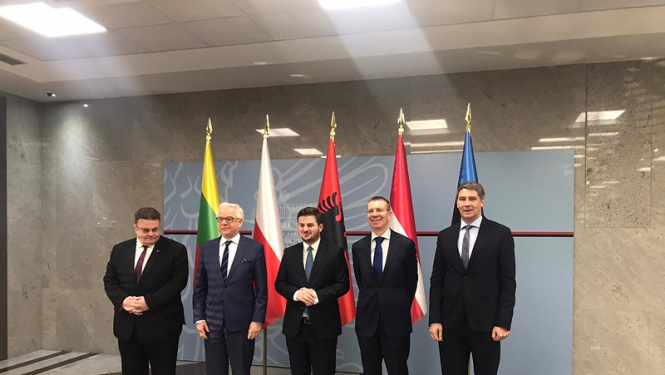 Edgars Rinkēvičs atbalsta sarunu sākšanu par Albānijas iestāšanos Eiropas Savienībā