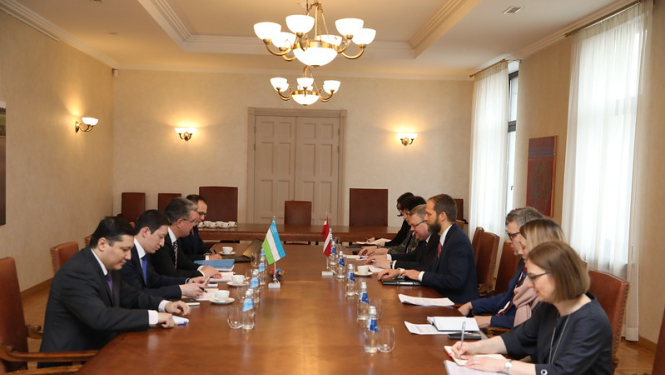 Representatives from the Foreign Ministries of Latvia and Uzbekistan discuss prospective areas for cooperation