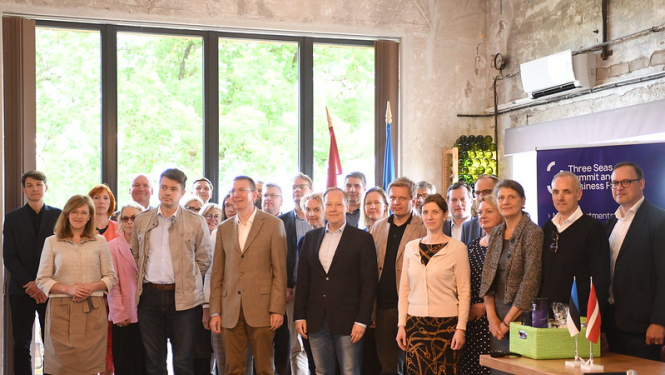 Latvijas un Igaunijas Ārlietu ministriju vadības pārrunā Covid-19 pandēmijas ietekmi uz starptautiskajiem procesiem