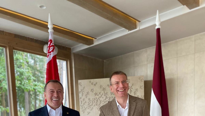 Latvijas ārlietu ministrs ar Baltkrievijas kolēģi pārrunā abpusēji aktuālos jautājumus