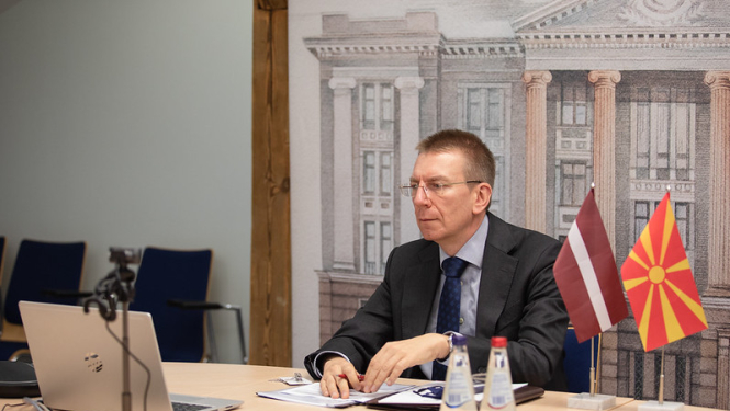 Latvijas un Ziemeļmaķedonijas ārlietu ministri pārrunā abu valstu divpusējās attiecības un Ziemeļmaķedonijas ES integrācijas jautājumus
