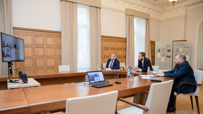 Latvia and Azerbaijan praise the positive dynamic of their bilateral relations during political consultations