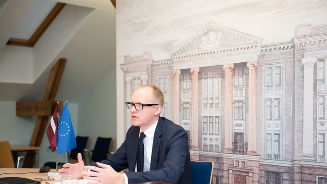 Valsts sekretārs Andris Pelšs atklāj starptautisku konferenci par sankciju tematiku