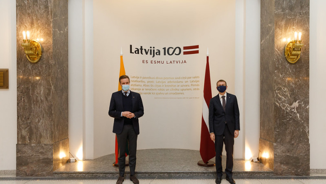 Latvijas un Lietuvas ārlietu ministri turpinās vienotu nostāju par situāciju Baltkrievijā un Krievijā