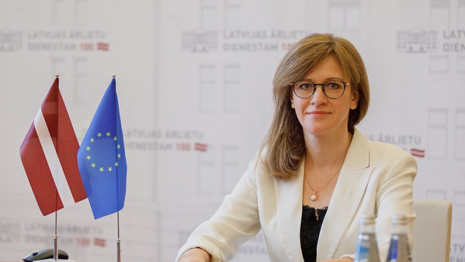 Zanda Kalniņa-Lukaševica apliecina Latvijas gatavību iesaistīties ES vakcīnu ražošanas kapacitātes celšanā