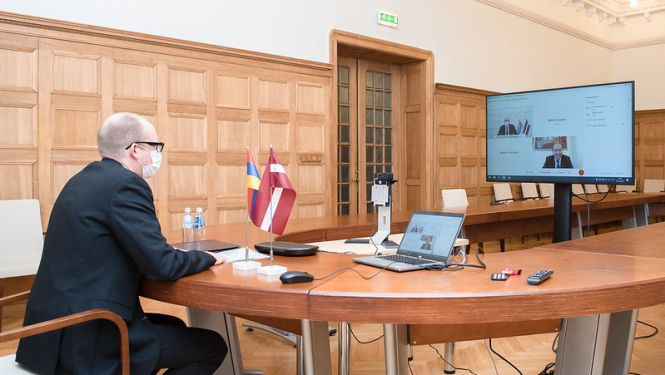 Ārlietu ministrijas valsts sekretārs pateicas Armēnijas vēstniekam par aktīvo darbu