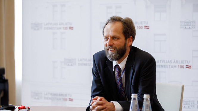 Latvijas un Nīderlandes Ārlietu ministriju politiskajās konsultācijās pārrunā drošības politikas un reģionālās aktualitātes