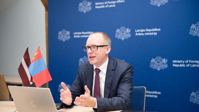 Valsts sekretārs tiekas ar jauno Mongolijas vēstnieku