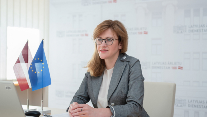 Zanda Kalniņa-Lukaševica un Slovēnijas valsts sekretārs Eiropas lietās apspriež Eiropas Savienības prioritātes nākamajam pusgadam